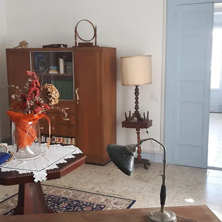 Bed & Breakfast Casa Maltese Ri 3*